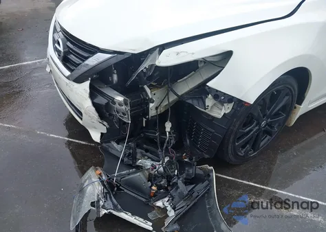 2017 Nissan Altima 2.5 Sr из США, поврежденный, VIN 1N4AL3AP3HC488711